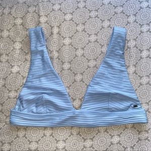 Rip Curl v cut bikini top